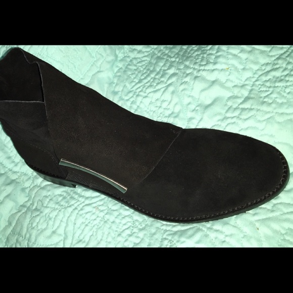 Johnston & Murphy Lola Suede Almond Toes ankle boots (EUC) - Picture 11 of 15